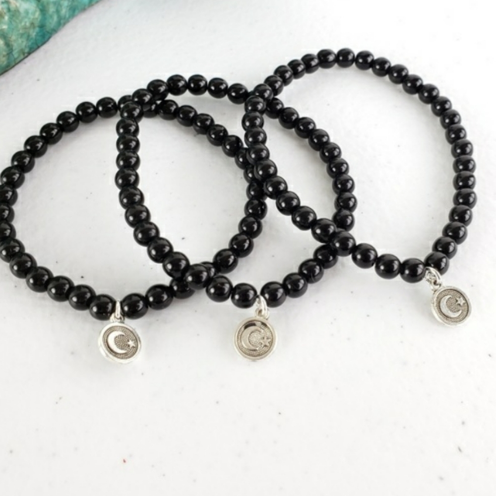 Black Jasper Stone Crescent Moon Bracelet - Picture 4 of 7